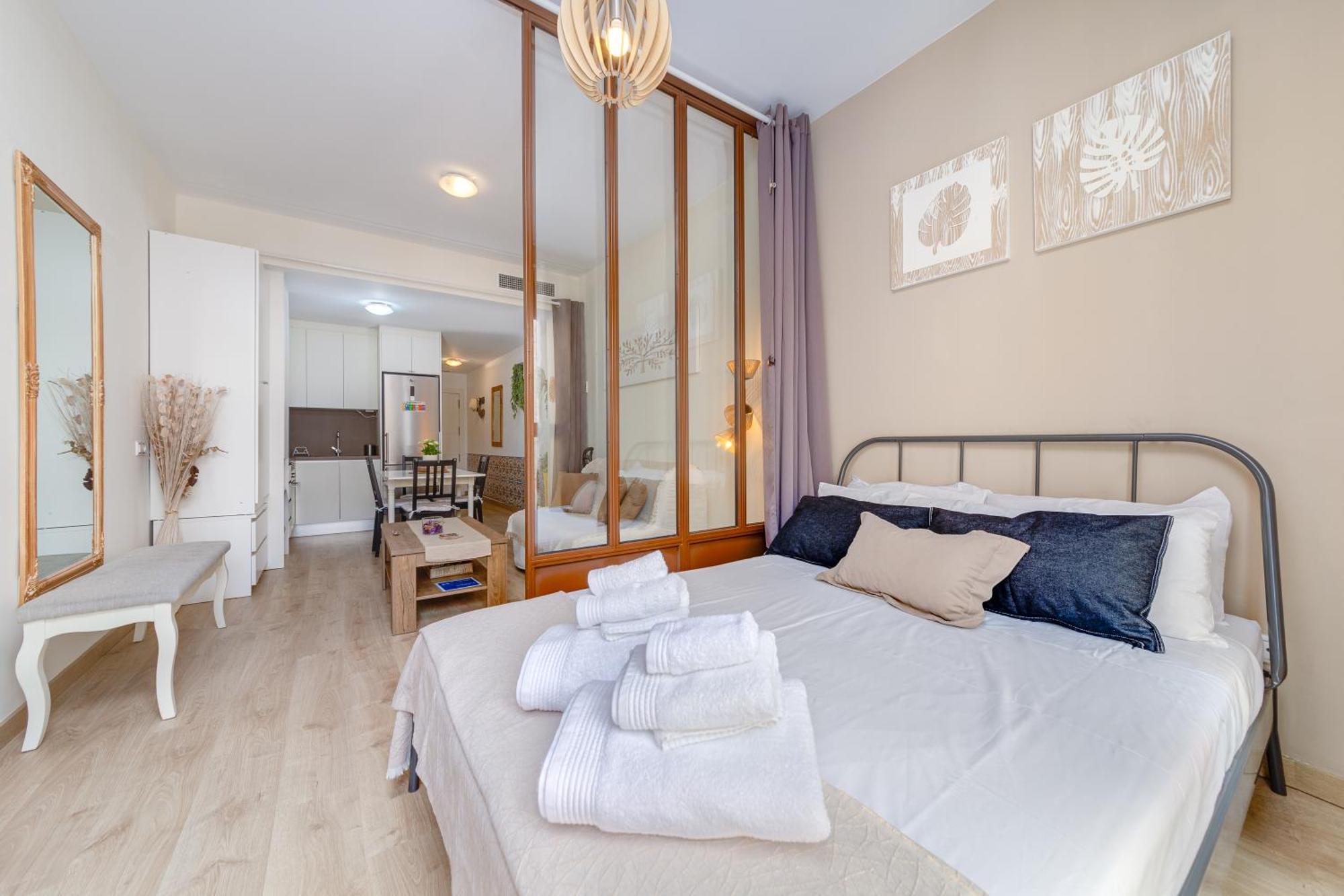 Hb Apartments - Apartamento Alicante Rambla Mercado Central Playa - El Loft Del Barrio Экстерьер фото